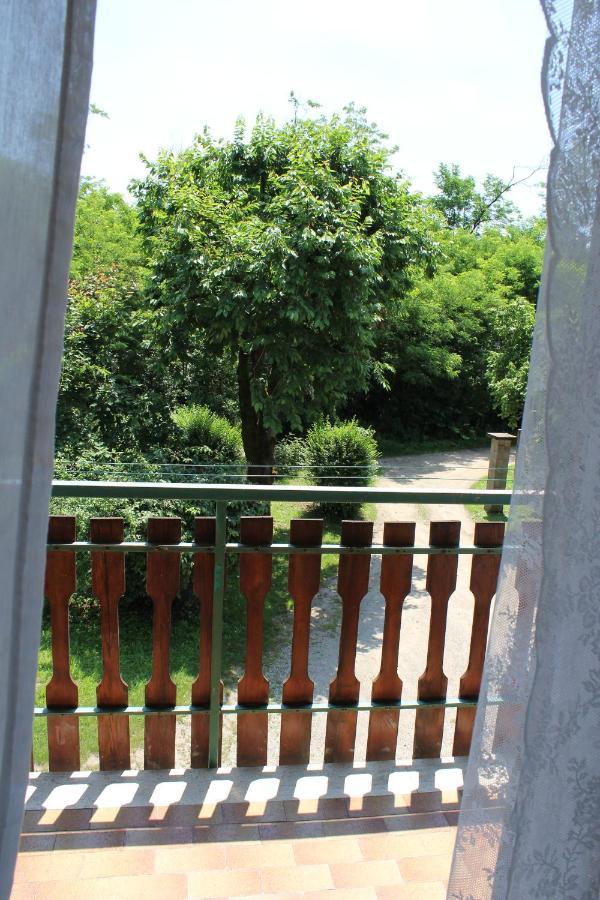 Il Casolare Del Medio Olona Bed & Breakfast Fagnano Olona Dış mekan fotoğraf