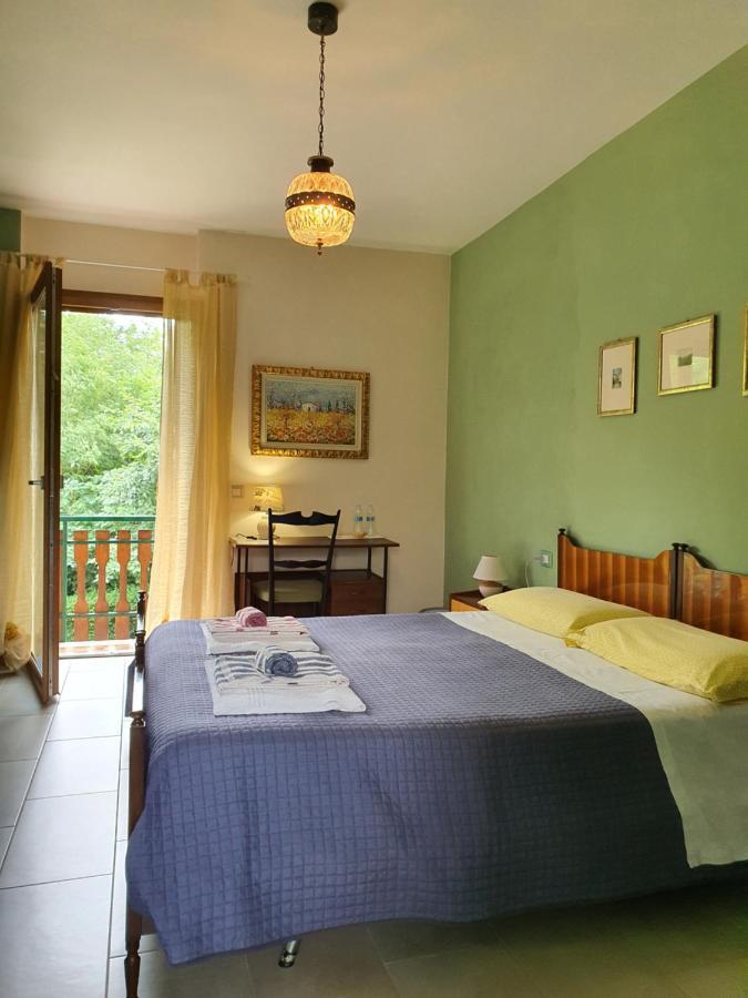 Il Casolare Del Medio Olona Bed & Breakfast Fagnano Olona Dış mekan fotoğraf