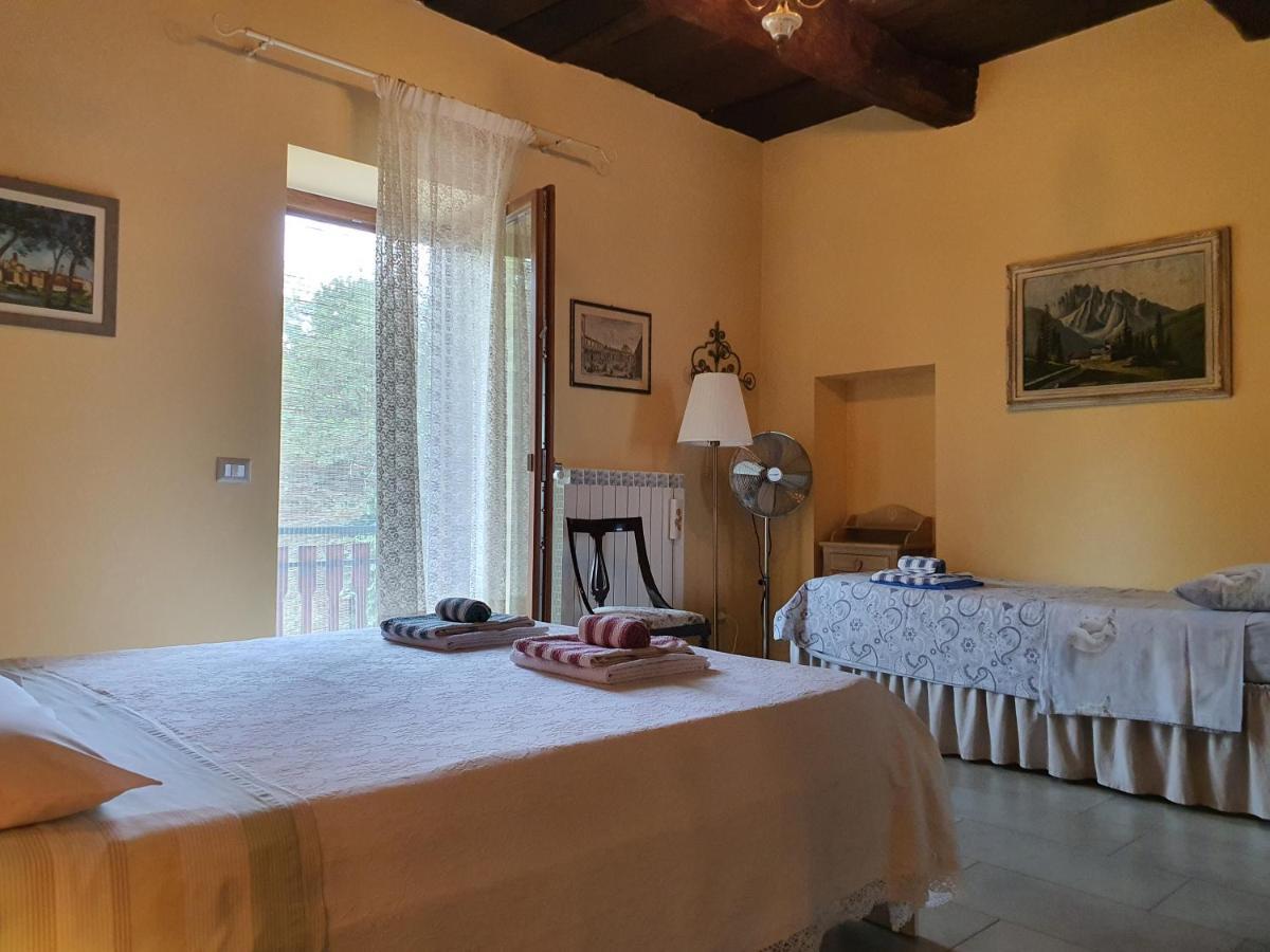 Il Casolare Del Medio Olona Bed & Breakfast Fagnano Olona Dış mekan fotoğraf