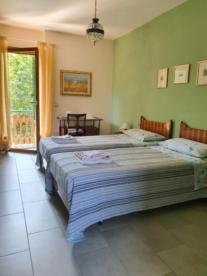 Il Casolare Del Medio Olona Bed & Breakfast Fagnano Olona Dış mekan fotoğraf